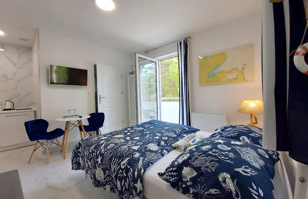Astoria pokoje i apartamenty przy campingu Biała Mewa-1